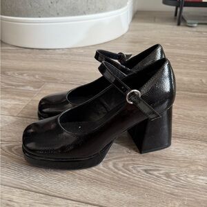 Steve Madden Mary Jane Heels